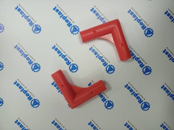 Кутник з'єднувальний